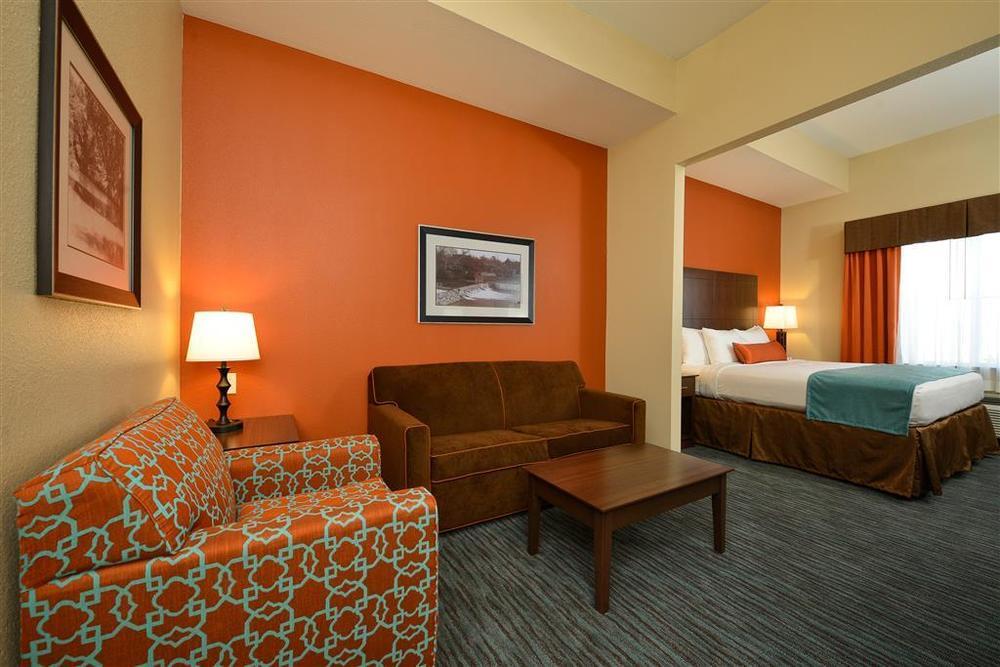 Best Western Plus Longhorn Inn & Suites Luling Quarto foto