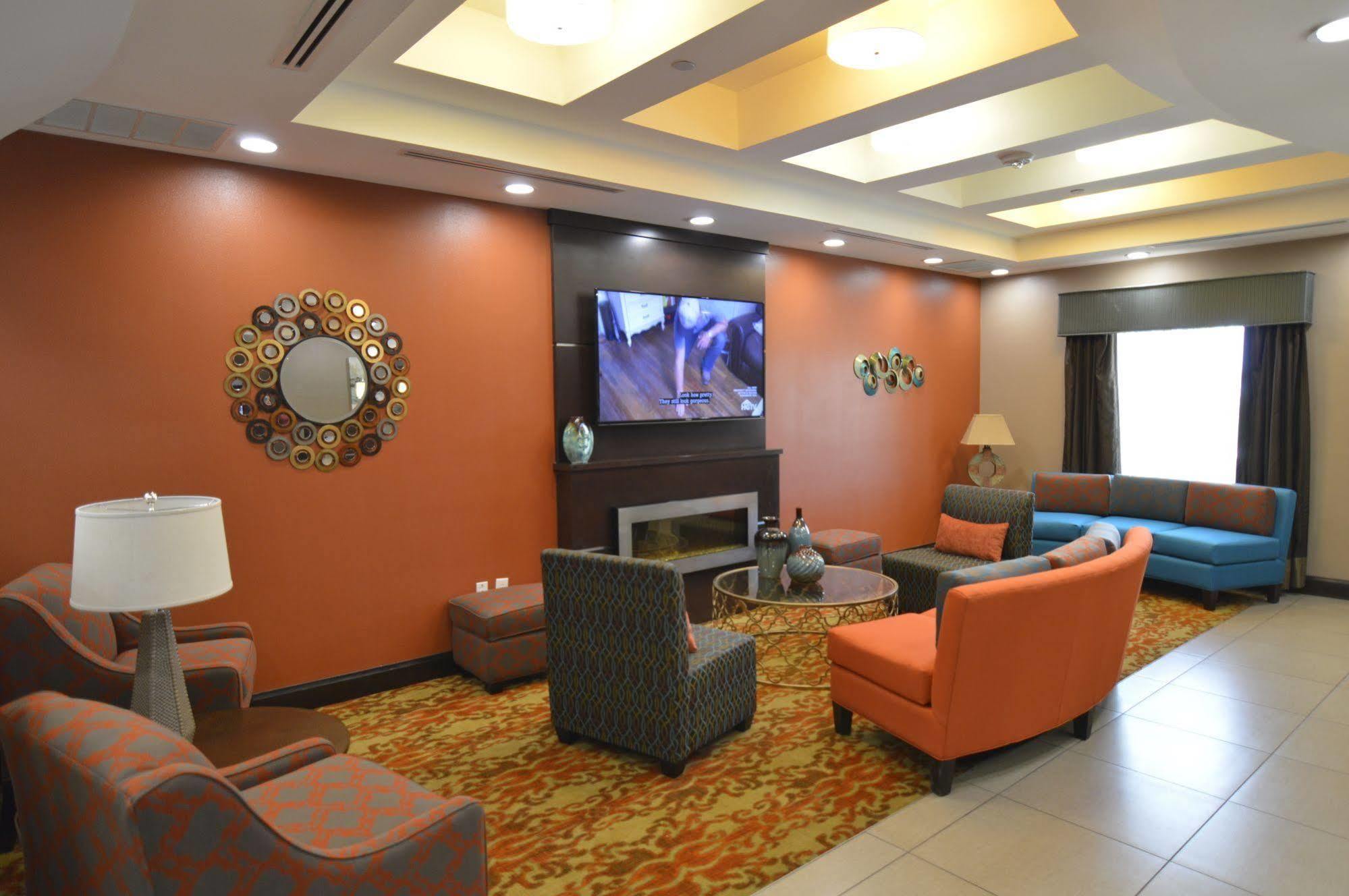Best Western Plus Longhorn Inn & Suites Luling Exterior foto